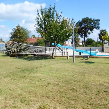 With 2 Bedrooms In Palais Sur Mer With Shared Pool Enclosed Garden And Wifi 1 Km From The Beach Saint-Palais-sur-Mer